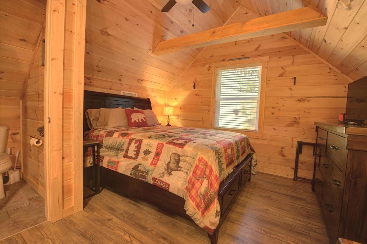 Twin Oaks Cabin Bryson City Bagian luar foto
