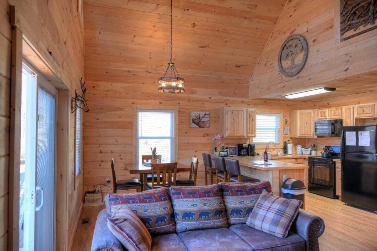 Twin Oaks Cabin Bryson City Bagian luar foto