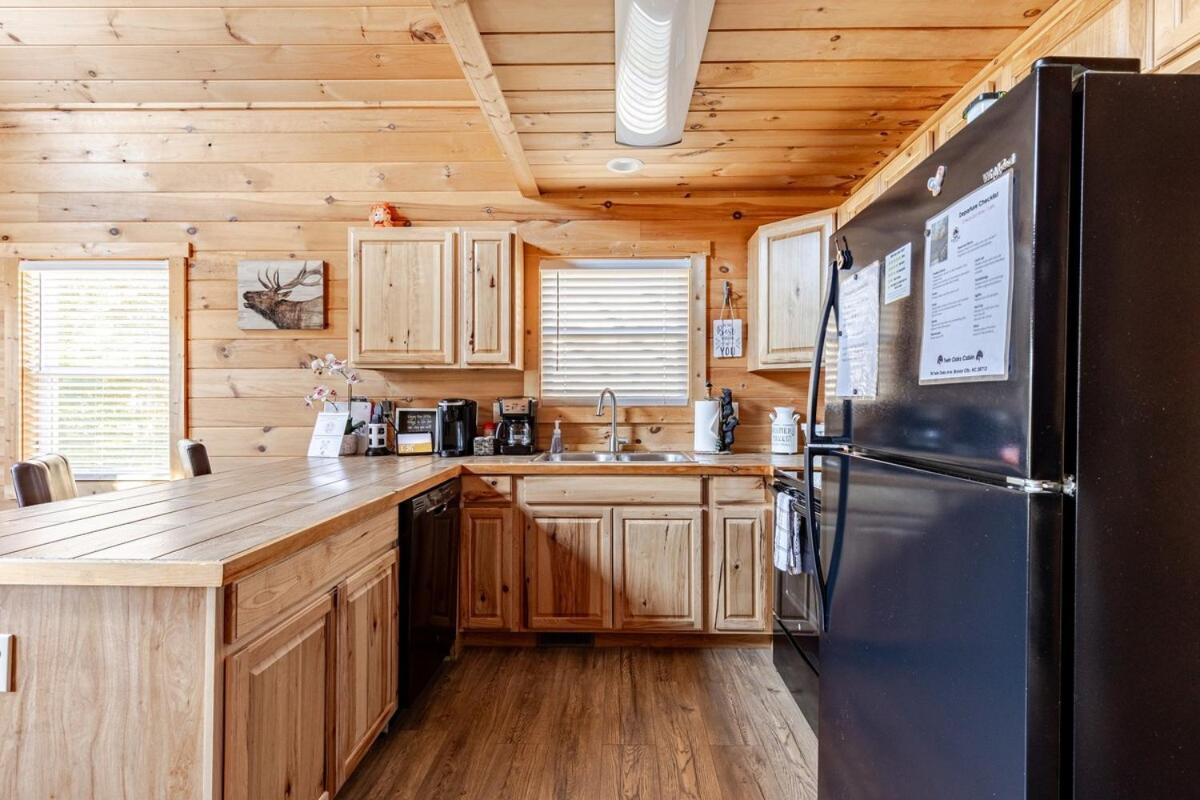 Twin Oaks Cabin Bryson City Bagian luar foto