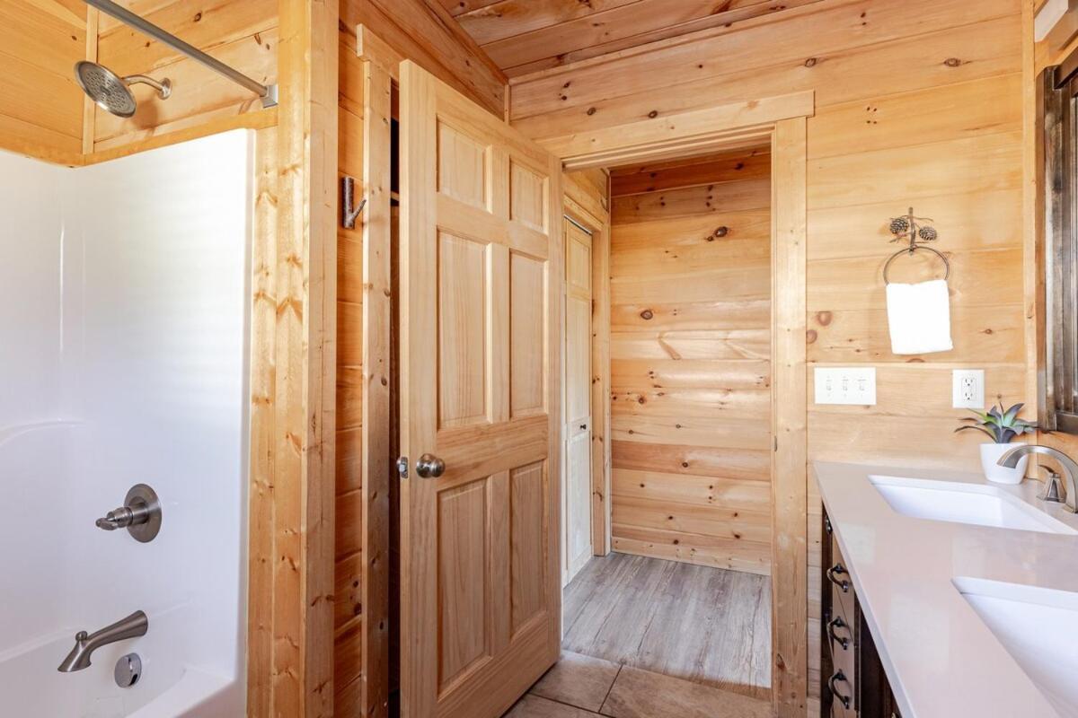 Twin Oaks Cabin Bryson City Bagian luar foto