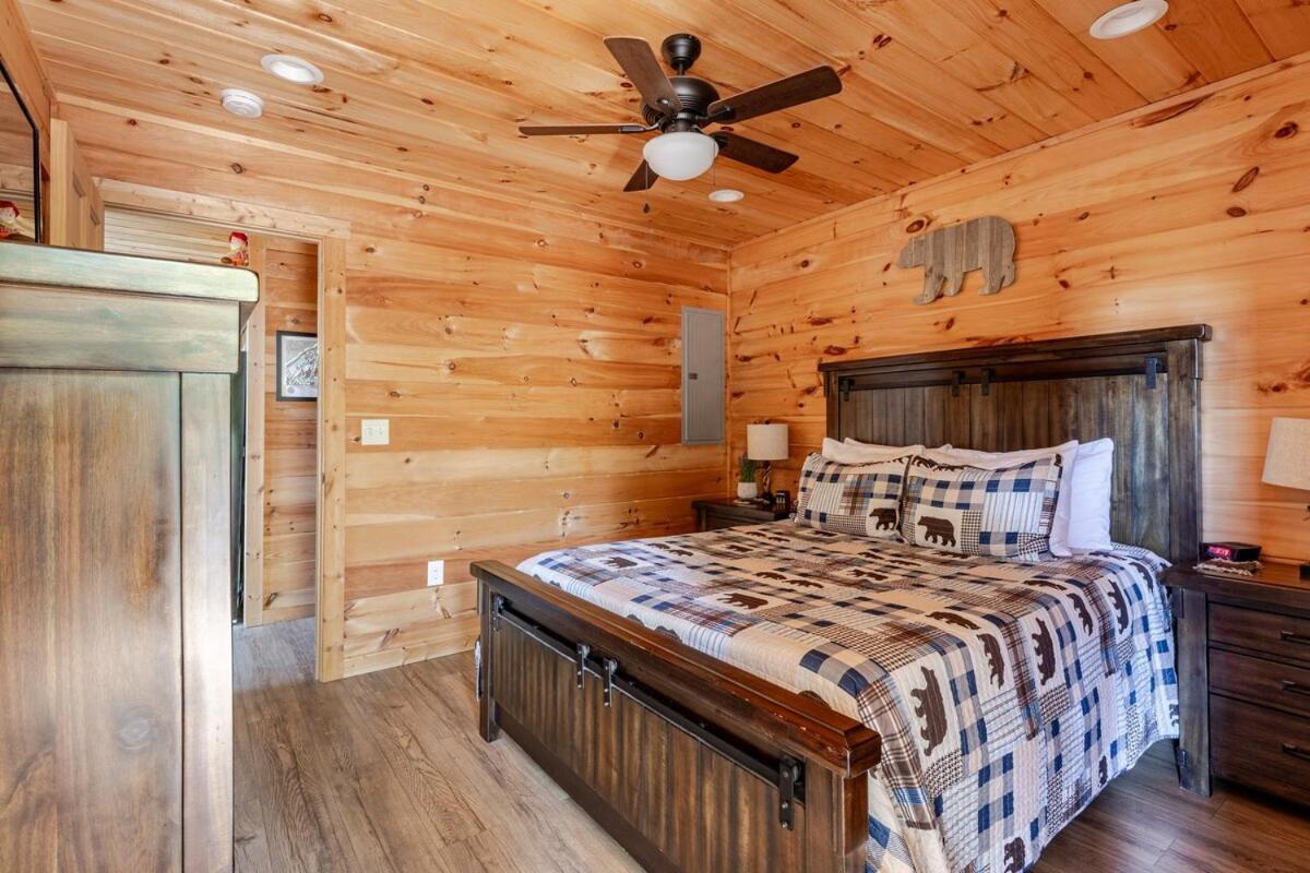 Twin Oaks Cabin Bryson City Bagian luar foto